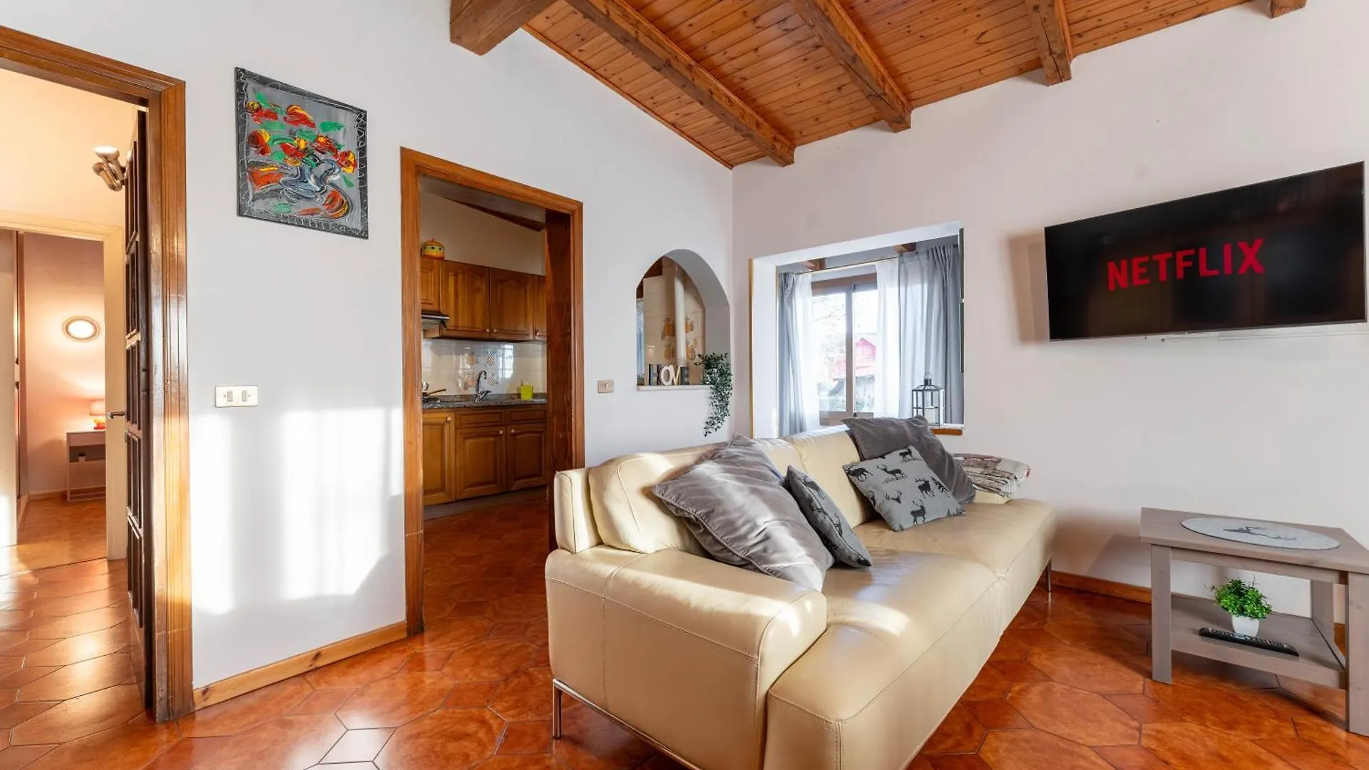 5 Minuti Da Asiago - Garage E Bbq Roana