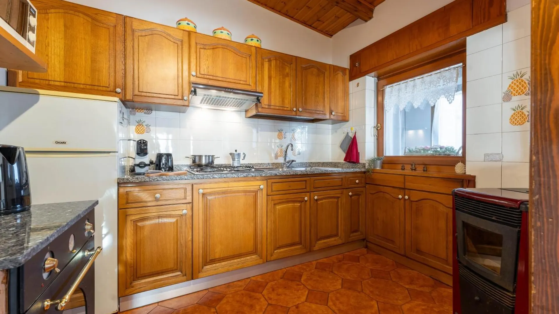 5 Minuti Da Asiago - Garage E Bbq Roana